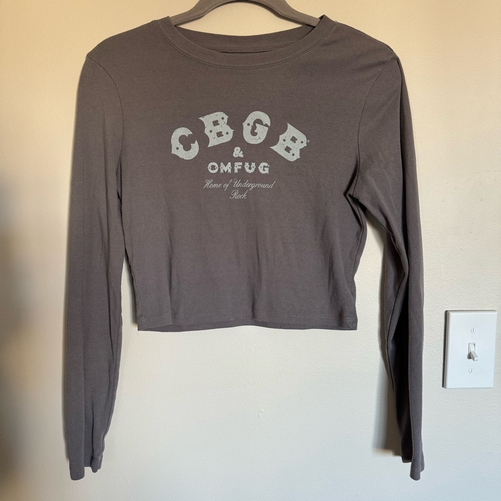 CBGB Women’s Grey Cropped Long Sleeve Top size S / M 90s Rock Club Vintage